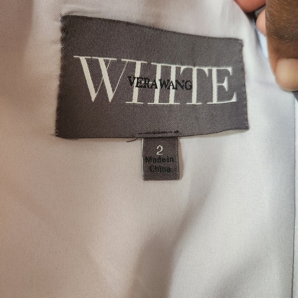 White By Vera Wang Long V Neck Crepe Gown with Open Back in Sterling Sz.2 B - Picture 9 of 9